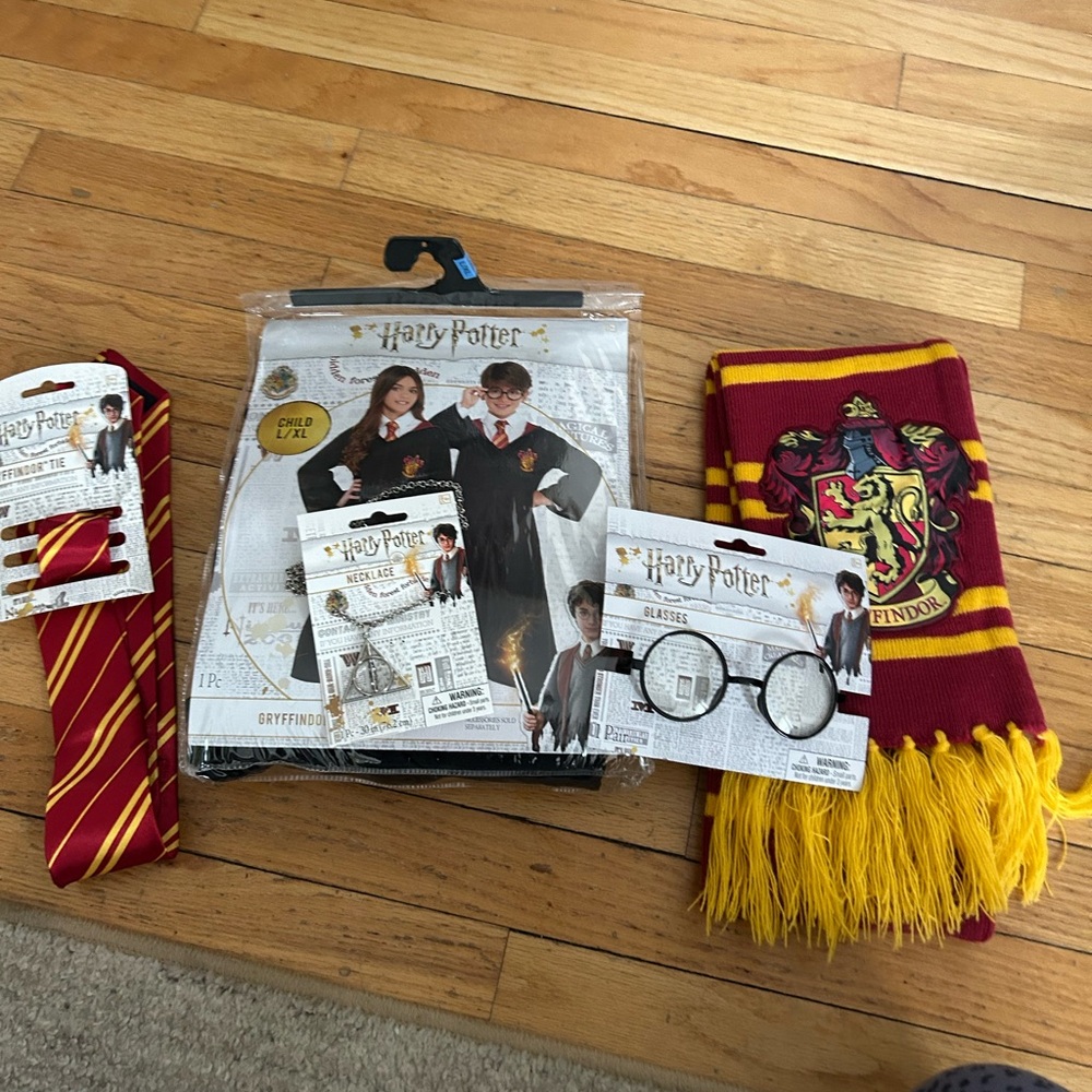 Warner Bros. Gryffindor Kids Costume with Red and Gold Accessories